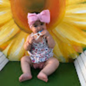 Meet your Posher, Carolina